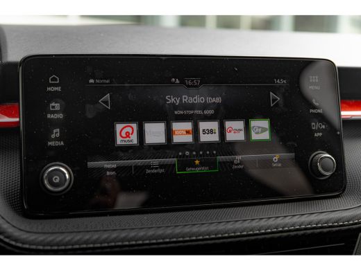 Skoda Fabia 1.0 TSI 95pk Monte Carlo | Achteruitrijcamera | Apple Carplay/Android Auto|telefoonintegratie pre... ActivLease financial lease