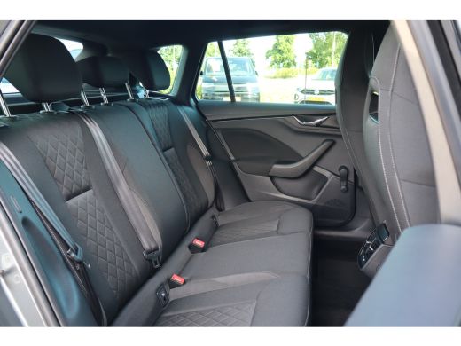 Skoda Kamiq 110PK 1.0 TSI Sport Business | Apple Carplay/Android Auto|telefoonintegratie premium | Cruise con... ActivLease financial lease