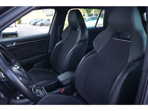 Skoda Kodiaq 150PK 1.5 TSI Sportline Business 7p. | Achteruitrijcamera | Apple Carplay/Android Auto|telefoonin... ActivLease financial lease