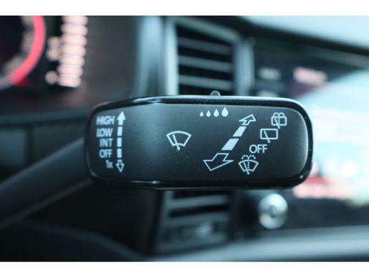 Skoda Kodiaq 150PK 1.5 TSI Sportline Business 7p. | Achteruitrijcamera | Apple Carplay/Android Auto|telefoonin... ActivLease financial lease