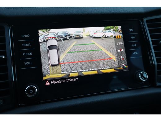 Skoda Kodiaq 150PK 1.5 TSI Sportline Business 7p. | Achteruitrijcamera | Apple Carplay/Android Auto|telefoonin... ActivLease financial lease