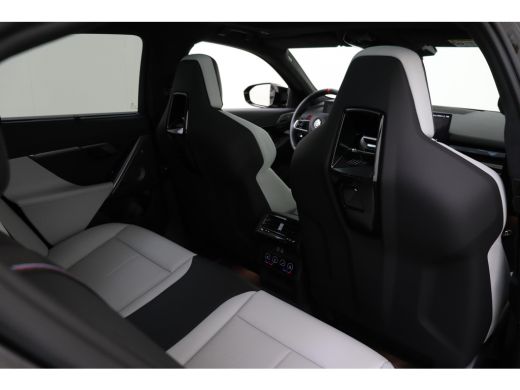 BMW M5 M5 Automaat / Panoramadak / Trekhaak / M Carbon-keramische remmen / Bowers & Wilkins / Stoelventi... ActivLease financial lease