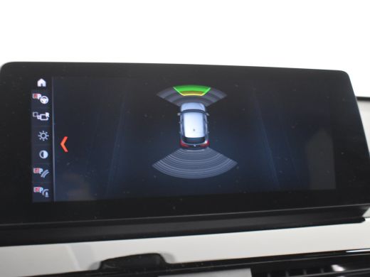 BMW X1 xDrive25e Business Edition Plus 220pk | Trekhaak | Camera achter | Head up display | Lederen bekl... ActivLease financial lease