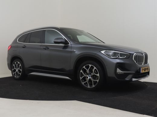 BMW X1 xDrive25e Business Edition Plus 220pk | Trekhaak | Camera achter | Head up display | Lederen bekl... ActivLease financial lease