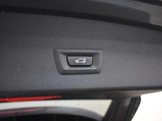 BMW X1 xDrive25e Business Edition Plus 220pk | Trekhaak | Camera achter | Head up display | Lederen bekl... ActivLease financial lease