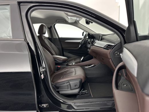 BMW X2 sDrive20i High Executive (INCL-BTW) Aut. *LEATHER | FULL-LED | HEATED-COMFORTSEATS | HEAD-UP | NA... ActivLease financial lease