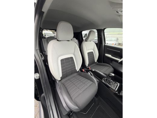 Citroën C3 100pk Max (Camera - Automatische Airco - Navigatie - Apple Carplay - 17" - LED - Parkeersensoren) ActivLease financial lease