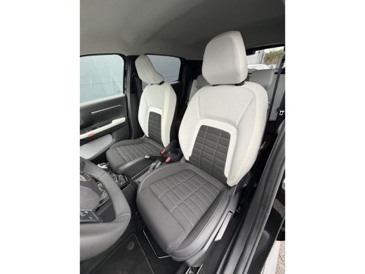 Citroën C3 100pk Max (Camera - Automatische Airco - Navigatie - Apple Carplay - 17" - LED - Parkeersensoren) ActivLease financial lease