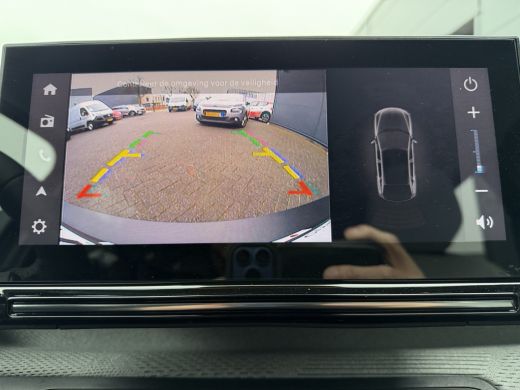 Citroën C3 100pk Max (Camera - Automatische Airco - Navigatie - Apple Carplay - 17" - LED - Parkeersensoren) ActivLease financial lease