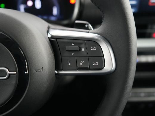 Fiat 600 1.2 Hybrid Urban | Achterbank in delen neerklapbaar | Achteruitrijcamera | Alarm klasse 1(startbl... ActivLease financial lease