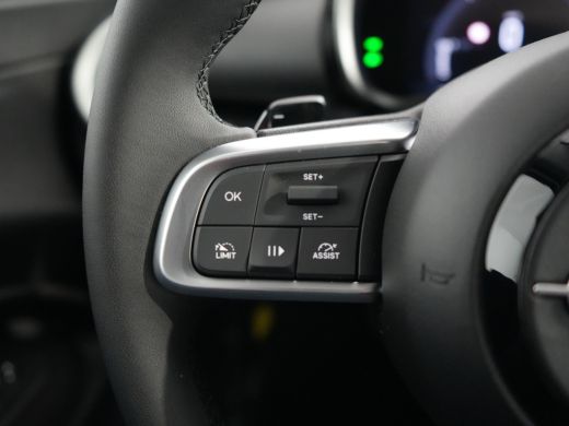 Fiat 600 1.2 Hybrid Urban | Achterbank in delen neerklapbaar | Achteruitrijcamera | Alarm klasse 1(startbl... ActivLease financial lease