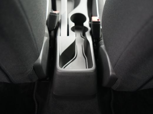 Fiat 600 1.2 Hybrid Urban | Achterbank in delen neerklapbaar | Achteruitrijcamera | Alarm klasse 1(startbl... ActivLease financial lease