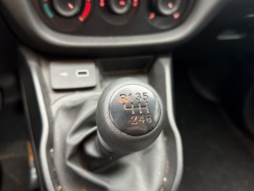 Fiat Dobl&ograve; Cargo 1.6 MJ L1H1 ECO JET Full map navigatie | Airco | Bluetooth Telefoon | Schuifdeur rechts ActivLease financial lease