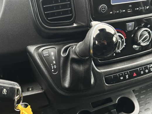 Fiat Ducato 3.5T 2.2 MJ MAXI 180 PK EAT8 AUTOMAAT / L4H2 / NIEUWSTAAT / 7.694 KM !! / CAMERA / AIRCO / CRUISE... ActivLease financial lease