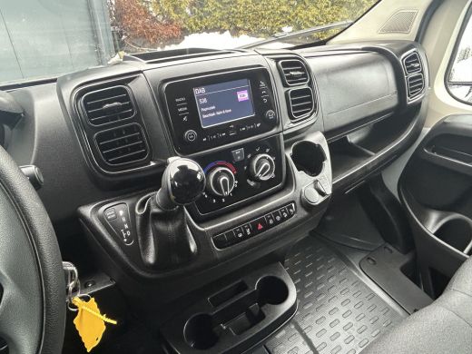 Fiat Ducato 3.5T 2.2 MJ MAXI 180 PK EAT8 AUTOMAAT / L4H2 / NIEUWSTAAT / 7.694 KM !! / CAMERA / AIRCO / CRUISE... ActivLease financial lease