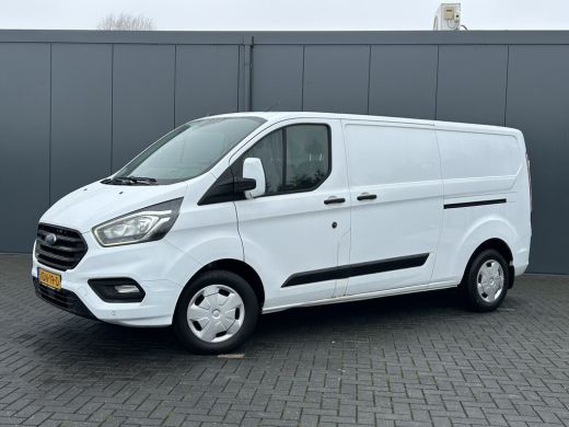 Ford Transit Custom 2.0 TDCI 130 PK / L2H1 / 2.800 KG AHG / 1e EIG. / 2x SCHUIFDEUR / TREKHAAK / CAMERA / AIRCO / CRUISE ActivLease financial lease
