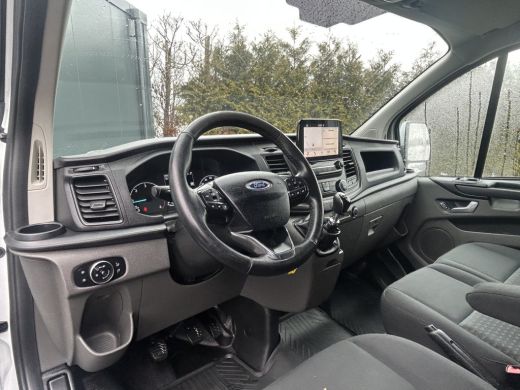 Ford Transit Custom 2.0 TDCI 130 PK / L2H1 / 2.800 KG AHG / 1e EIG. / 2x SCHUIFDEUR / TREKHAAK / CAMERA / AIRCO / CRUISE ActivLease financial lease