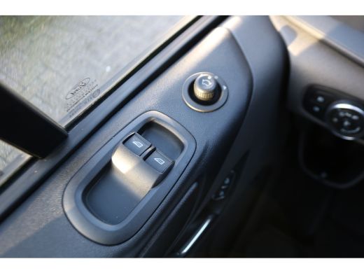 Ford Transit Custom 2.0 TDci 130pk L2 H1 Koelwagen Automaat ActivLease financial lease