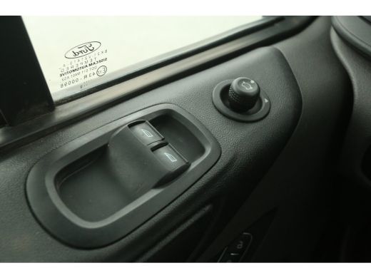 Ford Transit Custom 2.0 TDCI L1H1 | Euro6 | Airco | Cruise | 3-Zits | 2xSchuifdeur | Trekh. | Parkeersens. ActivLease financial lease
