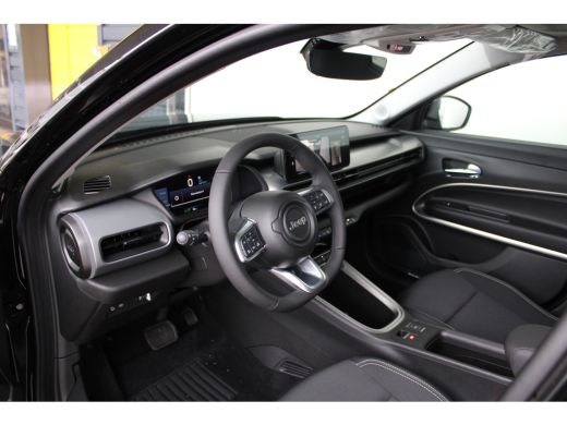 Jeep Avenger Summit | 8 Jaar Garantie | Warmtepomp | Panoramadak | Winter pack | Keyless | Navigatie | Camera | ActivLease financial lease