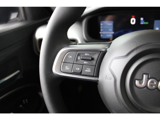 Jeep Avenger Summit | 8 Jaar Garantie | Warmtepomp | Panoramadak | Winter pack | Keyless | Navigatie | Camera | ActivLease financial lease