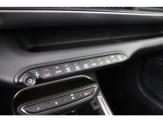 Jeep Avenger Summit | 8 Jaar Garantie | Warmtepomp | Panoramadak | Winter pack | Keyless | Navigatie | Camera | ActivLease financial lease