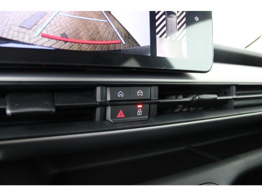 Jeep Avenger Summit | 8 Jaar Garantie | Warmtepomp | Panoramadak | Winter pack | Keyless | Navigatie | Camera | ActivLease financial lease