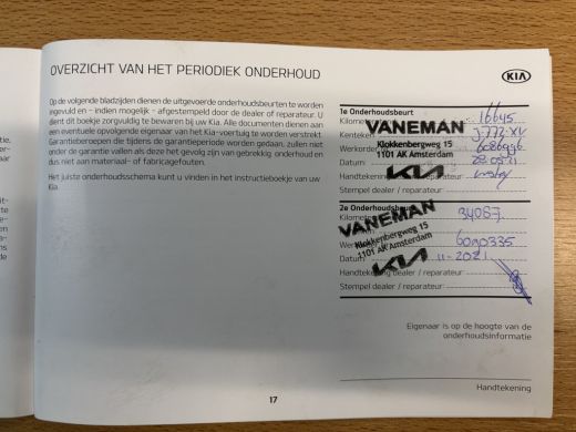 Kia e-Niro ExecutiveLine 64 kWh leer | navi | adaptive cruise | stuur- en stoelverw ActivLease financial lease