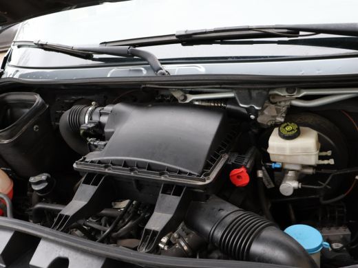 Mercedes-Benz Sprinter 319 3.0 CDI V6 AUT. L3H2 - 3500 KG TREKHAAK | MBUX BREEDBEELD | 18 INCH LMV | CAMERA ActivLease financial lease