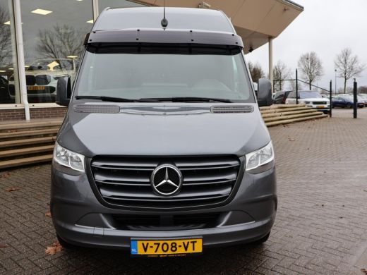Mercedes-Benz Sprinter 319 3.0 CDI V6 AUT. L3H2 - 3500 KG TREKHAAK | MBUX BREEDBEELD | 18 INCH LMV | CAMERA ActivLease financial lease