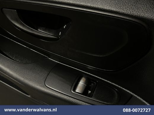 Mercedes-Benz Vito 114 CDI 136pk L2H1 Euro6 Airco | Imperiaal | Navigatie | Camera | Trekhaak Parkeersensoren ActivLease financial lease