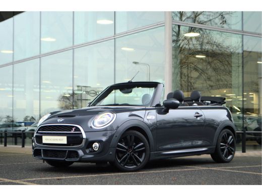 Mini Cooper S Cabrio Cooper S John Cooper Works Automaat / Sportonderstel / LED / Harman-Kardon / Comfortstoelen / Sto... ActivLease financial lease