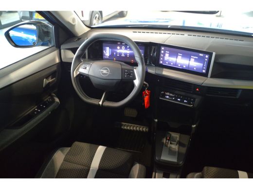 Opel Frontera GS | 17" Lichtmetalen velgen in Zwart met 215/60 R17 banden | 7 Zitter | Achteruitrijcamera | Voo... ActivLease financial lease