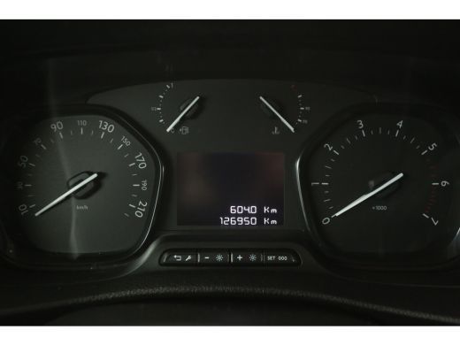 Opel Vivaro 2.0 CDTI 145PK L3H1 | Euro6 | Airco | Camera | 3-Zits | Cruise | Carplay | Navi | Parkeersens. ActivLease financial lease