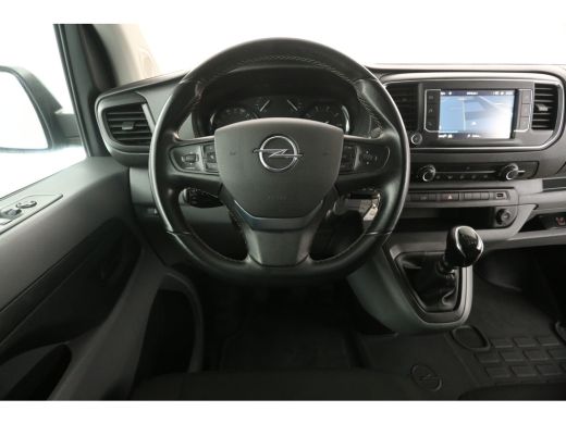 Opel Vivaro 2.0 CDTI 145PK L3H1 | Euro6 | Airco | Camera | 3-Zits | Cruise | Carplay | Navi | Parkeersens. ActivLease financial lease