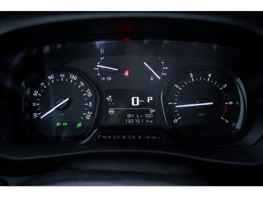 Opel Vivaro 2.0 CDTI L2H1 Innovation | Achteruitrijcamera | Trekhaak | Voorstoelen verwarmd ActivLease financial lease