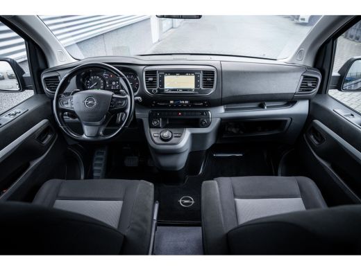 Opel Vivaro 2.0 CDTI L2H1 Innovation | Achteruitrijcamera | Trekhaak | Voorstoelen verwarmd ActivLease financial lease