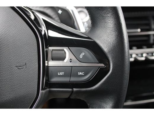 Peugeot 2008 1.2 PureTech Allure | Automaat | Navigatie | Camera | Adaptieve cruise control | Apple carplay | ... ActivLease financial lease