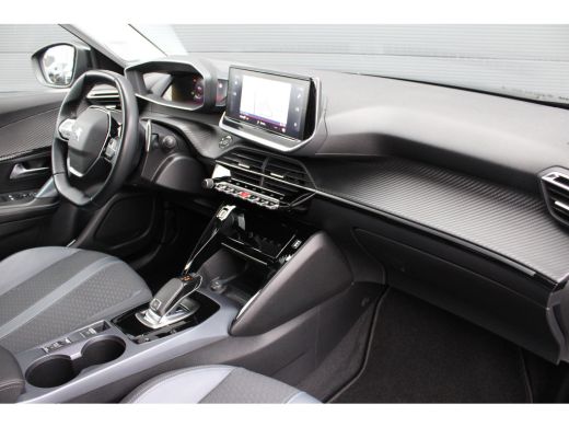 Peugeot 2008 1.2 PureTech Allure | Automaat | Navigatie | Camera | Adaptieve cruise control | Apple carplay | ... ActivLease financial lease