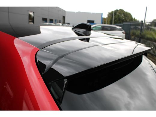 Peugeot 208 1.2 PureTech 100 GT | Navigatie | 360 Camera | Black Diamond | Adaptieve cruise | Apple carplay | ActivLease financial lease