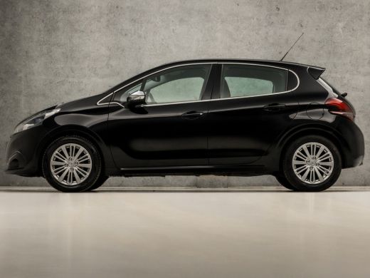 Peugeot 208 1.2 PureTech Sport (5 DEURS, GROOT NAVI, APPLE CARPLAY, CLIMATE, PARKEERSENSOREN, LM VELGEN, CRUI... ActivLease financial lease