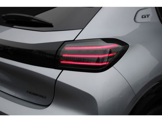 Peugeot 208 Hybrid 100 e-DCS6 GT | Automaat | Navigatie | Camera voor + achter | Apple carplay | 12.000km | ActivLease financial lease