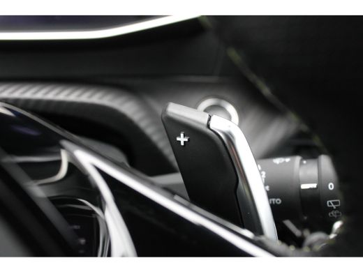 Peugeot 208 Hybrid 100 e-DCS6 GT | Automaat | Navigatie | Camera voor + achter | Apple carplay | 12.000km | ActivLease financial lease