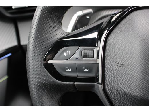 Peugeot 208 Hybrid 100 e-DCS6 GT | Automaat | Navigatie | Camera voor + achter | Apple carplay | 12.000km | ActivLease financial lease