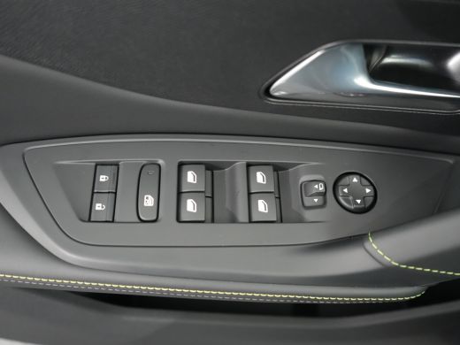 Peugeot 408 | Demo Deal | 1.6 HYbrid 225 e-DCS7 GT | Elektrisch verstelb. bestuurdersstoel met geheugen | Lic... ActivLease financial lease