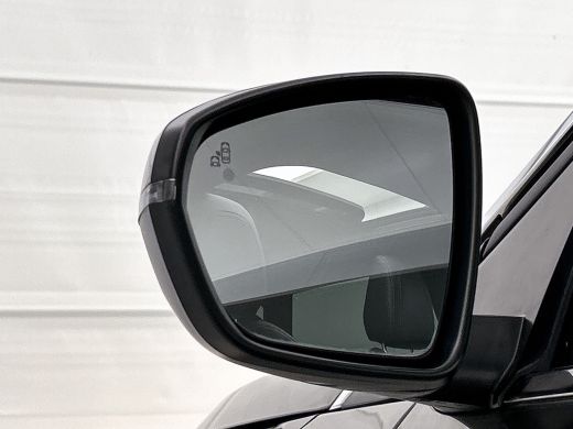 Peugeot 5008 1.5 HDI Automaat 7Pers. GT-Line / Panoramadak / Trekhaak / Leder / Airco-ecc./ Xenon / Apk 07-2026 ActivLease financial lease