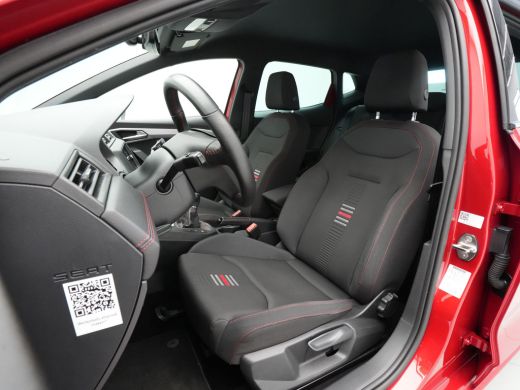 Seat Ibiza 1.0 TSI 95pk FR Business Intense Trekhaak Navigatie Camera Led Carplay 120 ActivLease financial lease