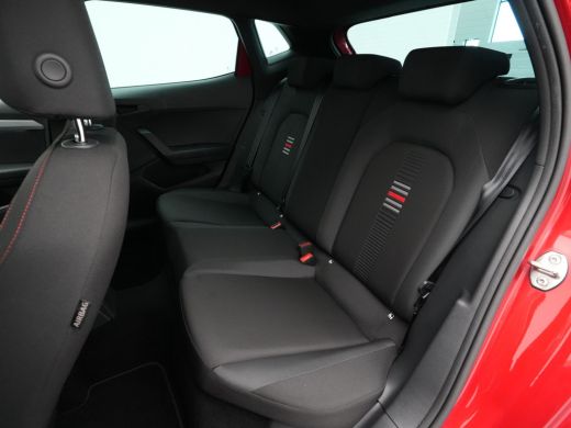 Seat Ibiza 1.0 TSI 95pk FR Business Intense Trekhaak Navigatie Camera Led Carplay 120 ActivLease financial lease