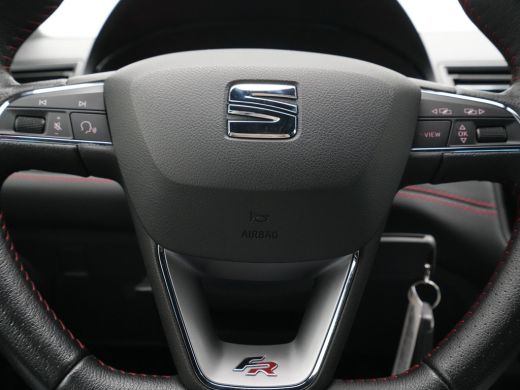 Seat Ibiza 1.0 TSI 95pk FR Business Intense Trekhaak Navigatie Camera Led Carplay 120 ActivLease financial lease