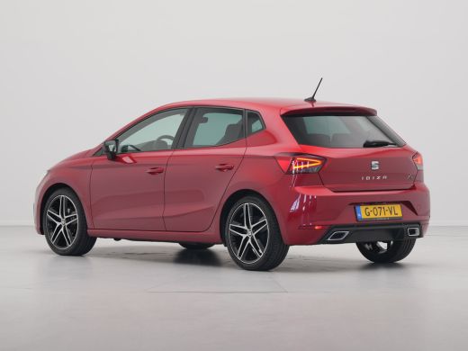 Seat Ibiza 1.0 TSI 95pk FR Business Intense Trekhaak Navigatie Camera Led Carplay 120 ActivLease financial lease